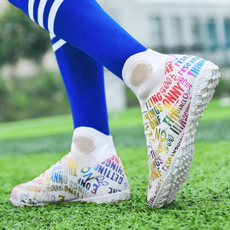 Outdoor Custom Breathable football shoes soccer shoes for men women sports shoes high quality