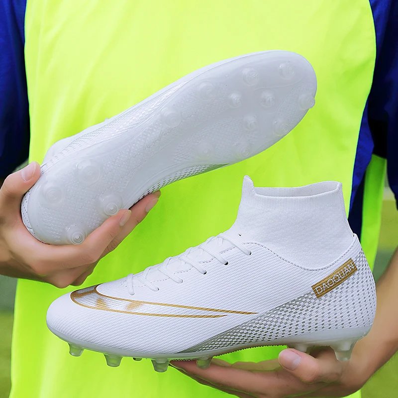 2024 Men Professional Light Non-Slip Soccer Shoes Football Boots Teenagers Cleats Grass Training Outdoor Sport Footwears