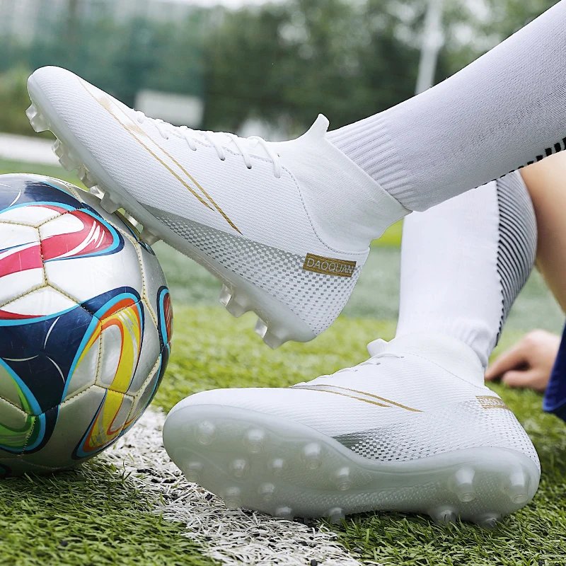 2024 Men Professional Light Non-Slip Soccer Shoes Football Boots Teenagers Cleats Grass Training Outdoor Sport Footwears