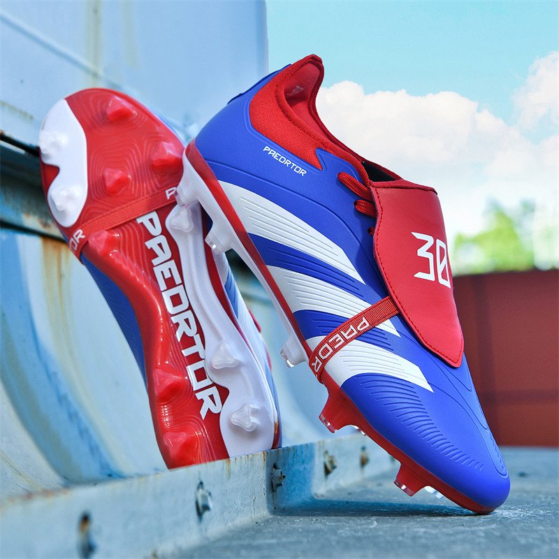Hot selling football shoes Non-slip breathable soccer shoes Outdoor sport Sneakers Men copa gloro