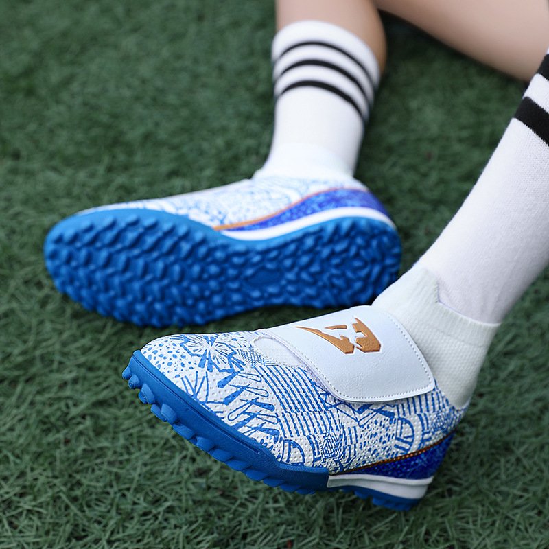 Hot Popular Professional wholesale trendy style customized high-top Men Outdoor Indoor Football Boots turf Soccer Shoes