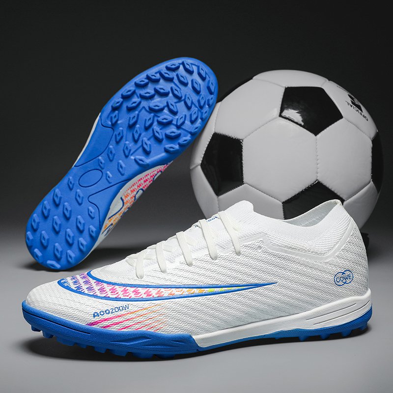 High Quality Professional Soccer Shoes Summer/Winter Autumn Season Cr7 Football Boots TPU Insole Mesh Fashion Style Outdoor Use