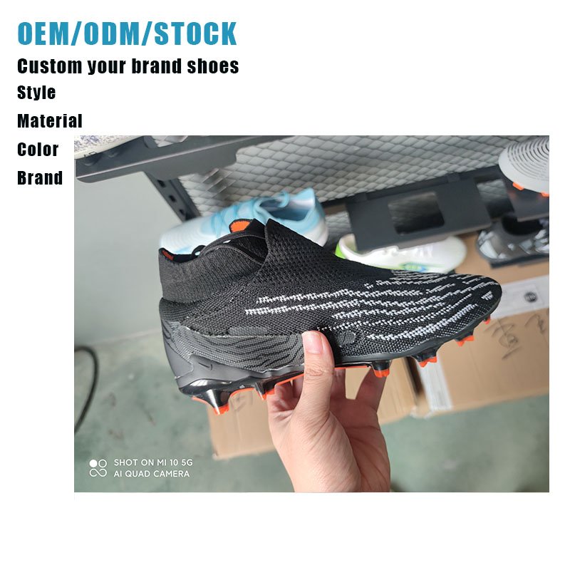 Wholesale customization factory Hot Selling Soccer Shoes Different Colors Outdoor Football Shoes For Men
