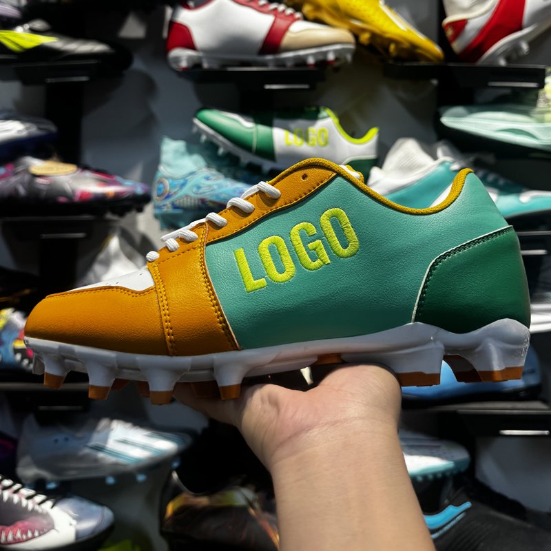 2024 Custom High Quality Original chaussures de Football Boots soccer low MOQ Outdoor football cleats american design own shoes