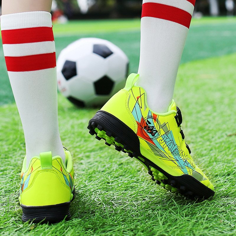 OEM Kids Football Shoes Sports Soccer Shoes Youth Training Student Foot Boots