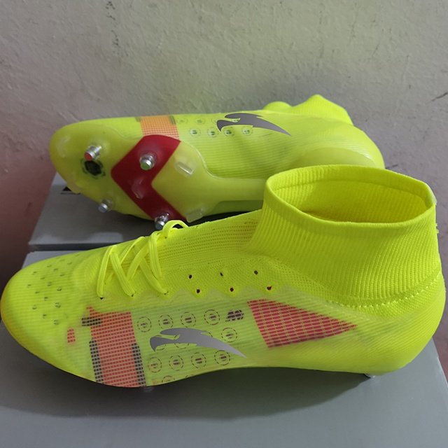 In School Men professional womens track and field Sport athletic nail running spike shoes Sneakers