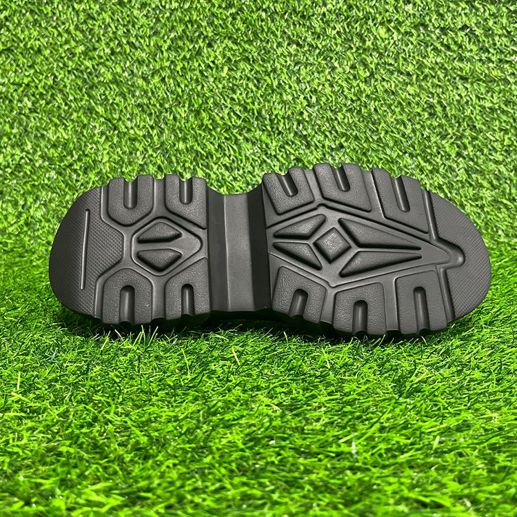 Factory-Produced Lightweight Anti-Slip Wear-Resistant Black IP Soles Durable Fashionable Choice with Eco-Friendly Materials