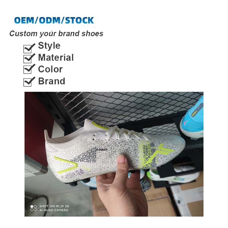Customization Top quality Fashion soccer cleat wholesale high ankle Soccer Shoes Football Soccer Boots