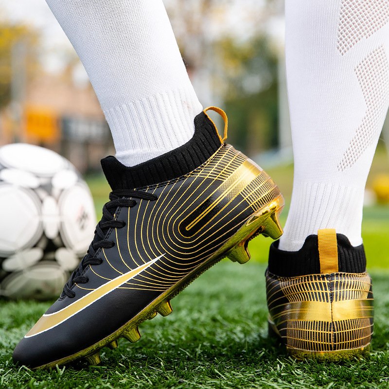 Men Soccer Shoes Football Boots Training Match Sneakers Futsal Professional Non Slip Soft