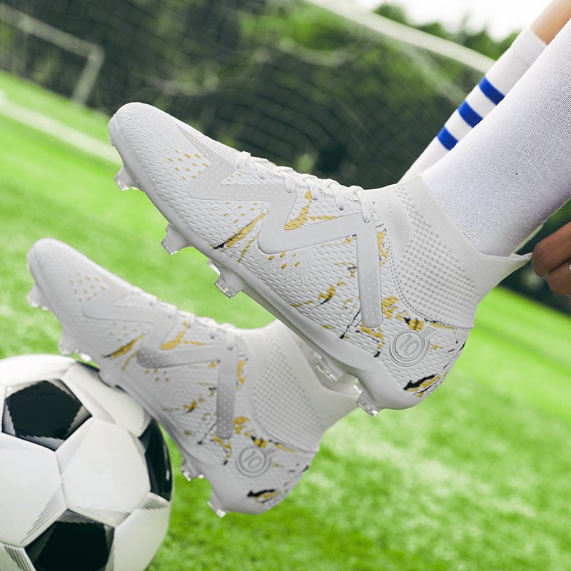 Costom Indoor Outdoor Professional Men Football Sneakers Boy Soccer boots High Ankle Men's Cleats Training Soccer shoes