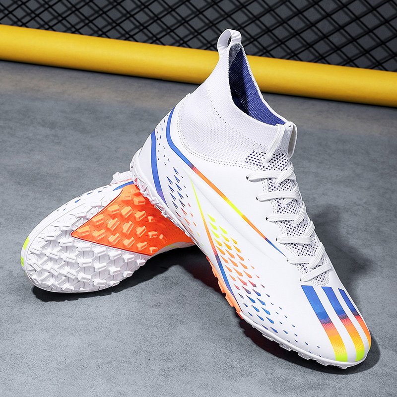 Hot Selling Large size Non-Slip Turf Soccer Cleats TF/FG Training Chaussures De Football Chuteira Campo Football Boots for Men