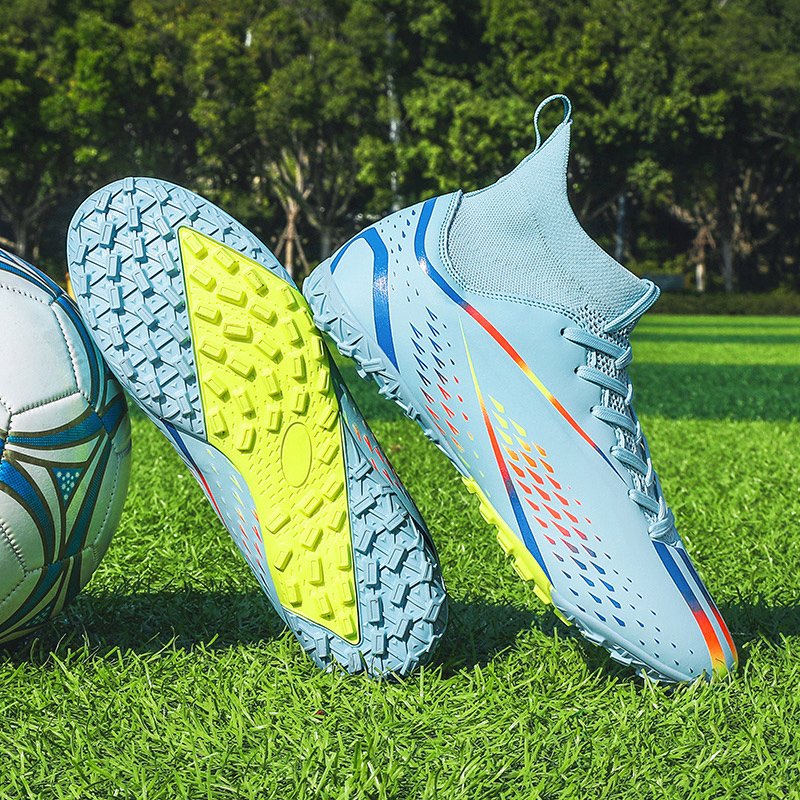 Hot Selling Large size Non-Slip Turf Soccer Cleats TF/FG Training Chaussures De Football Chuteira Campo Football Boots for Men
