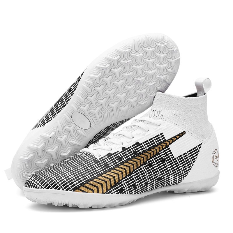 New Soccer Shoes High Top Long Nail Artificial Turf Broken Nails Soccer Cleats Football Boots Spikes TPU Soccer Shoes Outsole