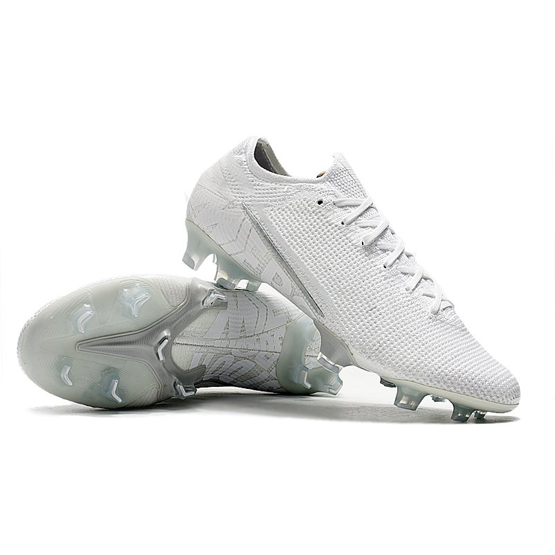 Hot Selling Nuovo White Pack Sport Shoes Stadium Goods Shoes Real Classic Soccer Shoes