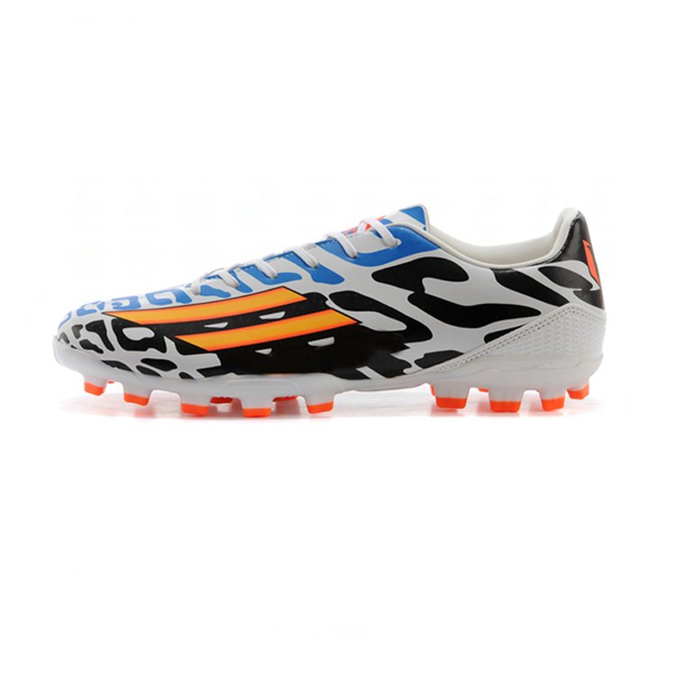Soccer shoes size 9.5, customized logo soccer shoes for sports, boys and girls non-slip soccer shoes