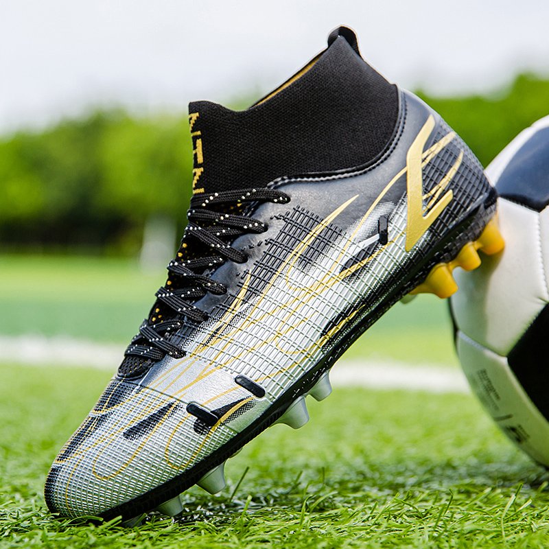 China-Football-Shoes-Manufacturing Football Shoes For 2024 Are Bright In Color Comfortable Indoor Football Shoes