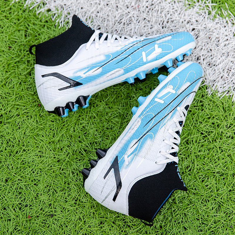 China-Football-Shoes-Manufacturing Football Shoes For 2024 Are Bright In Color Comfortable Indoor Football Shoes