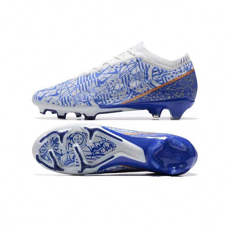 High Quality Fashion Sports Football Shoes Free Sample round Toe Wear-Resistant Training Football Shoes Non-Slip Running Shoes