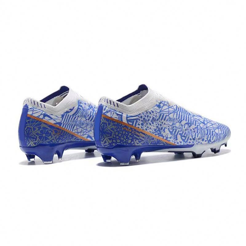 High Quality Fashion Sports Football Shoes Free Sample round Toe Wear-Resistant Training Football Shoes Non-Slip Running Shoes