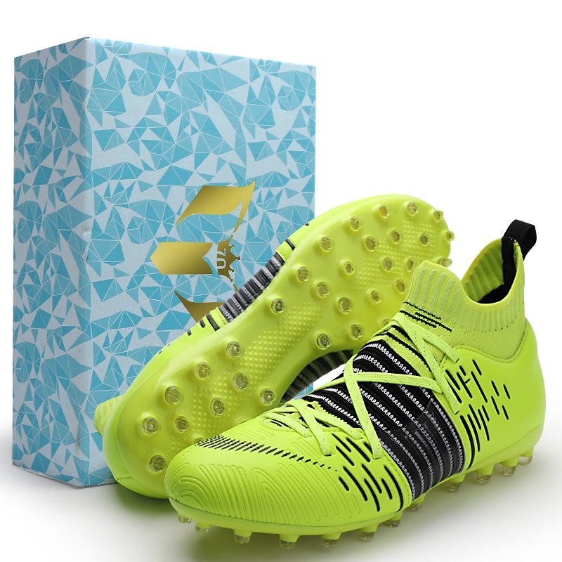 Hot Sale Light Soccer Shoes Men Outdoor Boys Football Ankle Boots Sneakers Sports Shoes Non-Slip Soccer Cleats