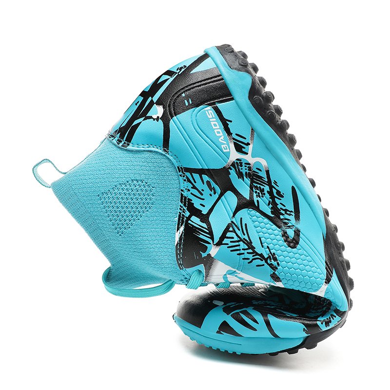 High Quality Professional Soccer Boots Breathable Unisex Athletic Training Football Cleats Cheap for Boys Girls Sport Style
