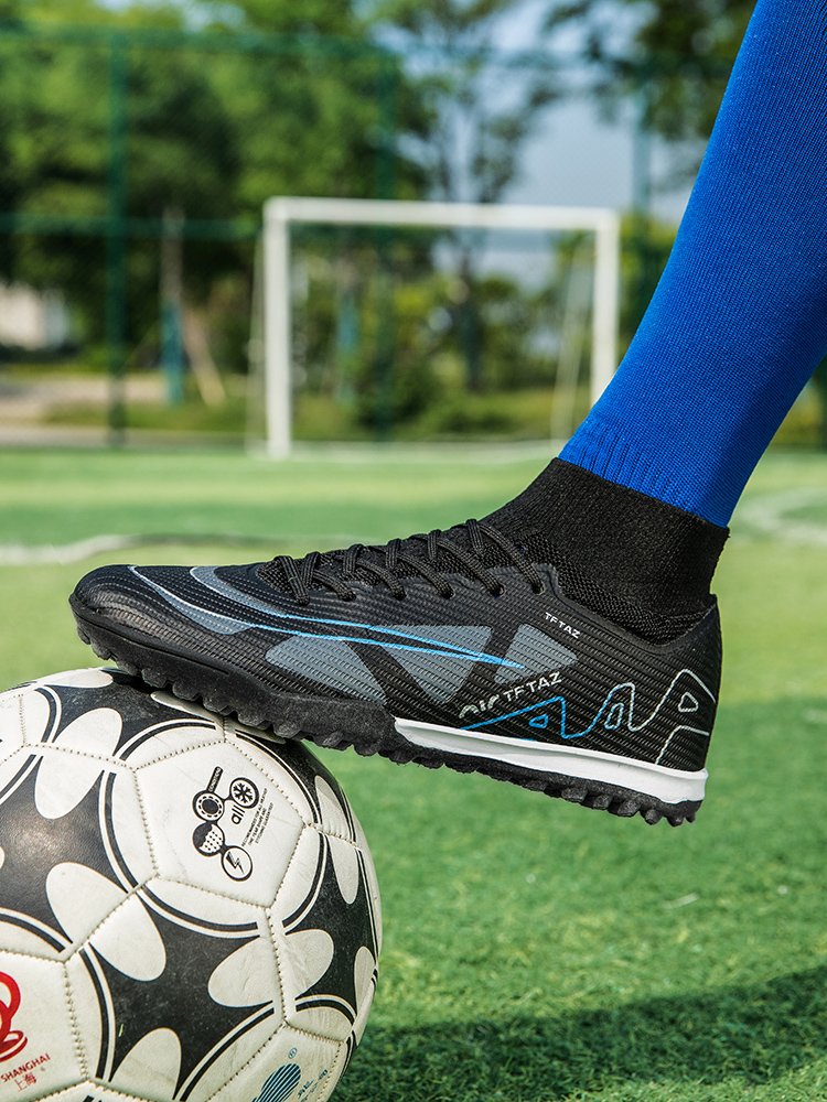 Turf Indoor Training Football Boots Men Soccer Shoes Speedskin Upper Cleats High Ankle Soccer Sneakers Chaussure De Foot