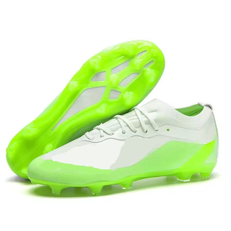 Professional High Top Breathable Training Sneakers Player Game Football Cleats Indoor Training Outdoor Turf Soccer Shoes