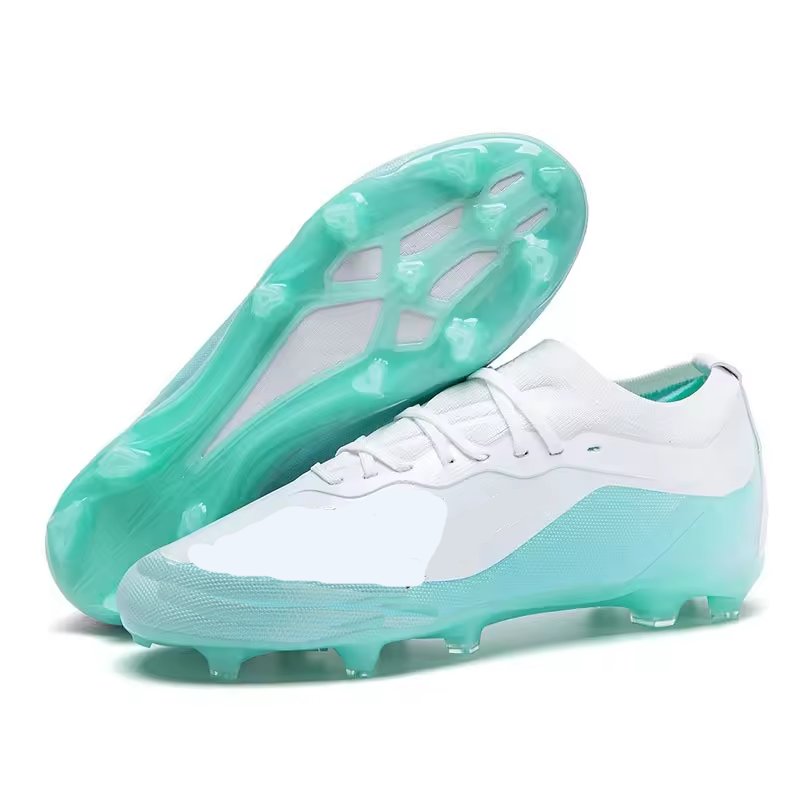 Professional High Top Breathable Training Sneakers Player Game Football Cleats Indoor Training Outdoor Turf Soccer Shoes