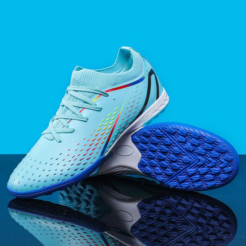2023 Manufacturer Wholesale High Quality Wearable Soccer Shoes Men's Outdoor Breathable Lightweight Soccer Boots