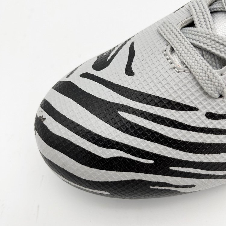 Soccer Shoes Child And Youth Outdoor Football Shoes Men Sneakers Anti-Slip Nail Soccer Boots Sport Shoes