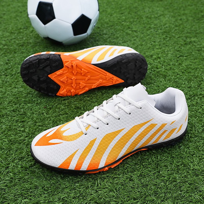 New Style Fashion Breathable Soccer Shoes Or Football Short Nail Second Hand Shoes