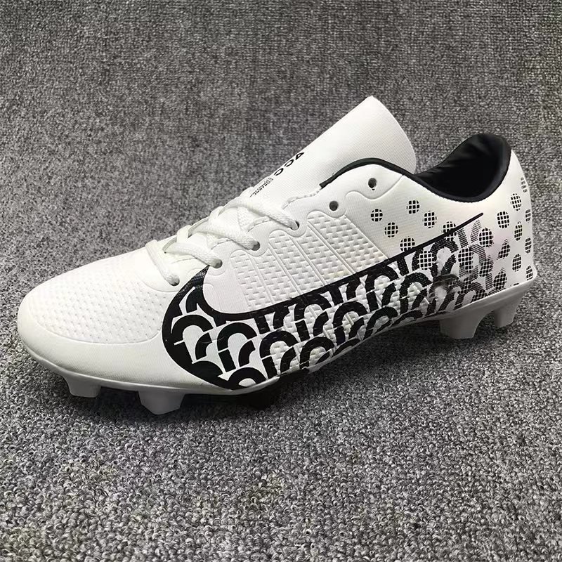 Mammon Soccer Shoes For Boy Fg/Ag Spikes Football Shoe For Men Professional Training Turf Athletic Sneaker