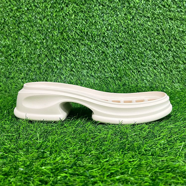 White IP Soles Light-Step Factory Customized Wear-Resistant Non-Slip Environmentally Friendly Materials Enhance Confidence