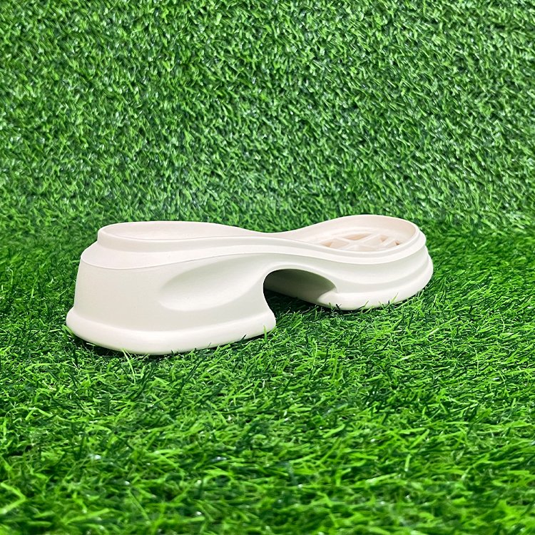 White IP Soles Light-Step Factory Customized Wear-Resistant Non-Slip Environmentally Friendly Materials Enhance Confidence