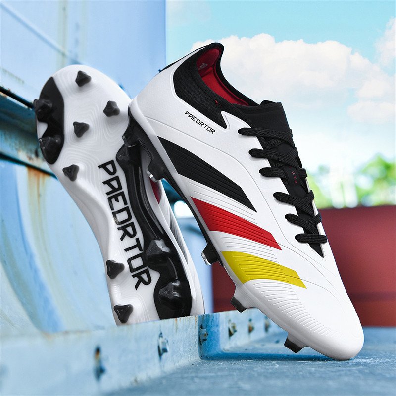 High Quality Professional Men Soccer Shoes Breathable field football boot Sport Soccer cleats custom turf football shoes Kids