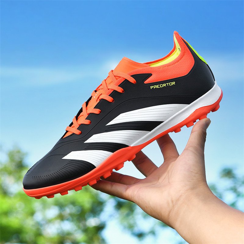 High Quality Professional Men Soccer Shoes Breathable field football boot Sport Soccer cleats custom turf football shoes Kids