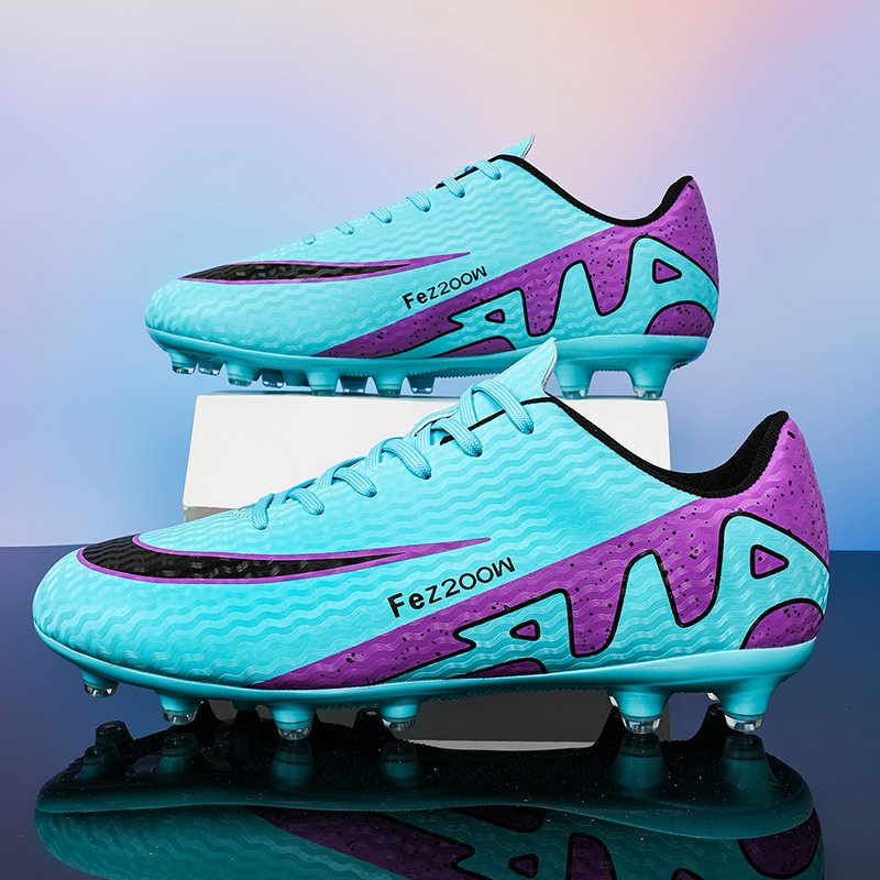 Soccer shoes New fashion factory cheap outdoor sports and leisure men's football shoes