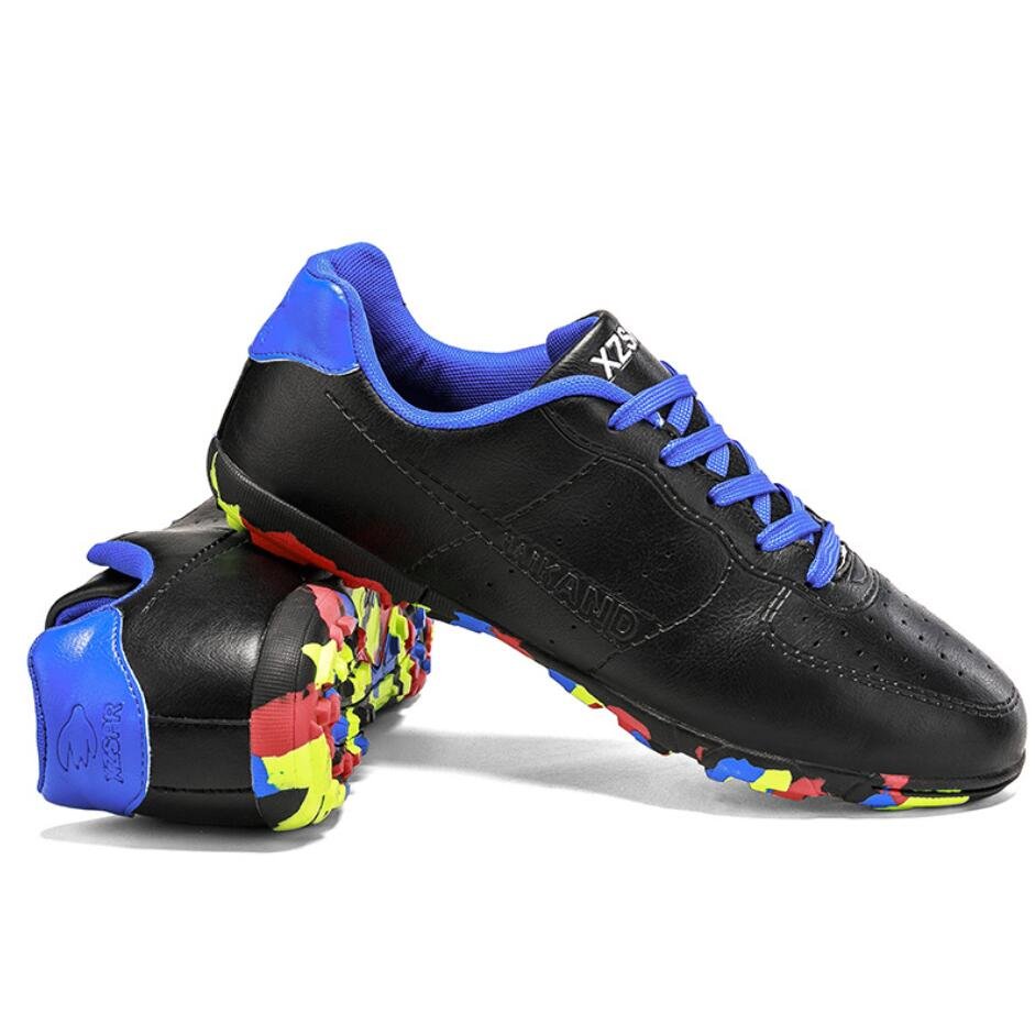 short spike anti-skid wear-resistant shoes leather Football boot soccer shoes