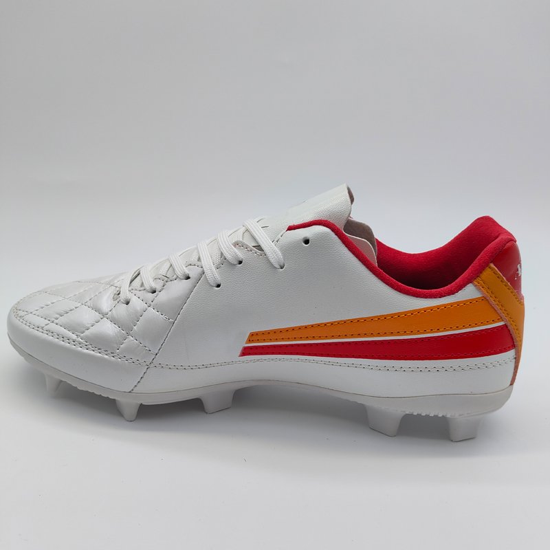 Wholesale Customized Training Outdoor Football Boots Soccer Shoes Mesh Breathable Football boots