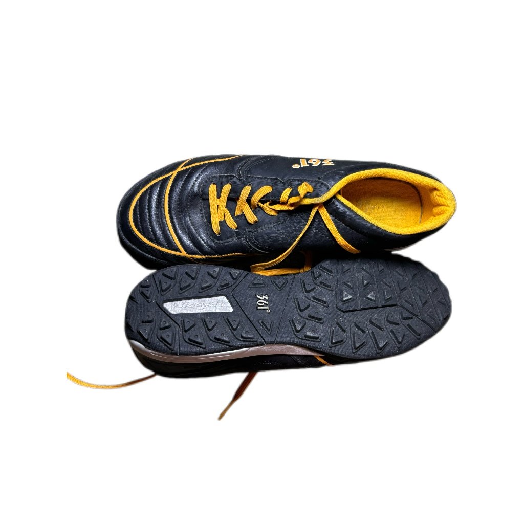 Used Sports Shoes for Kids Second Hand Original Basketball Football Soccer Running Shoes Fashionable Styles Wholesale