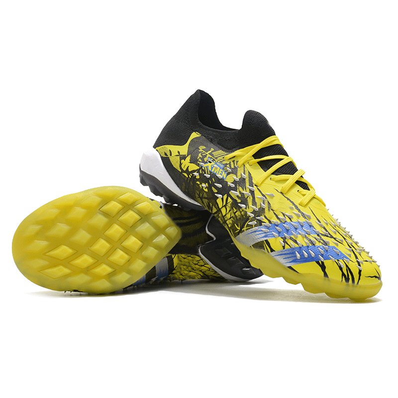 Wholesale Customized Men Football Shoes Popular Design Outdoor Soccer Shoes Sport Online Football Soccer Boots