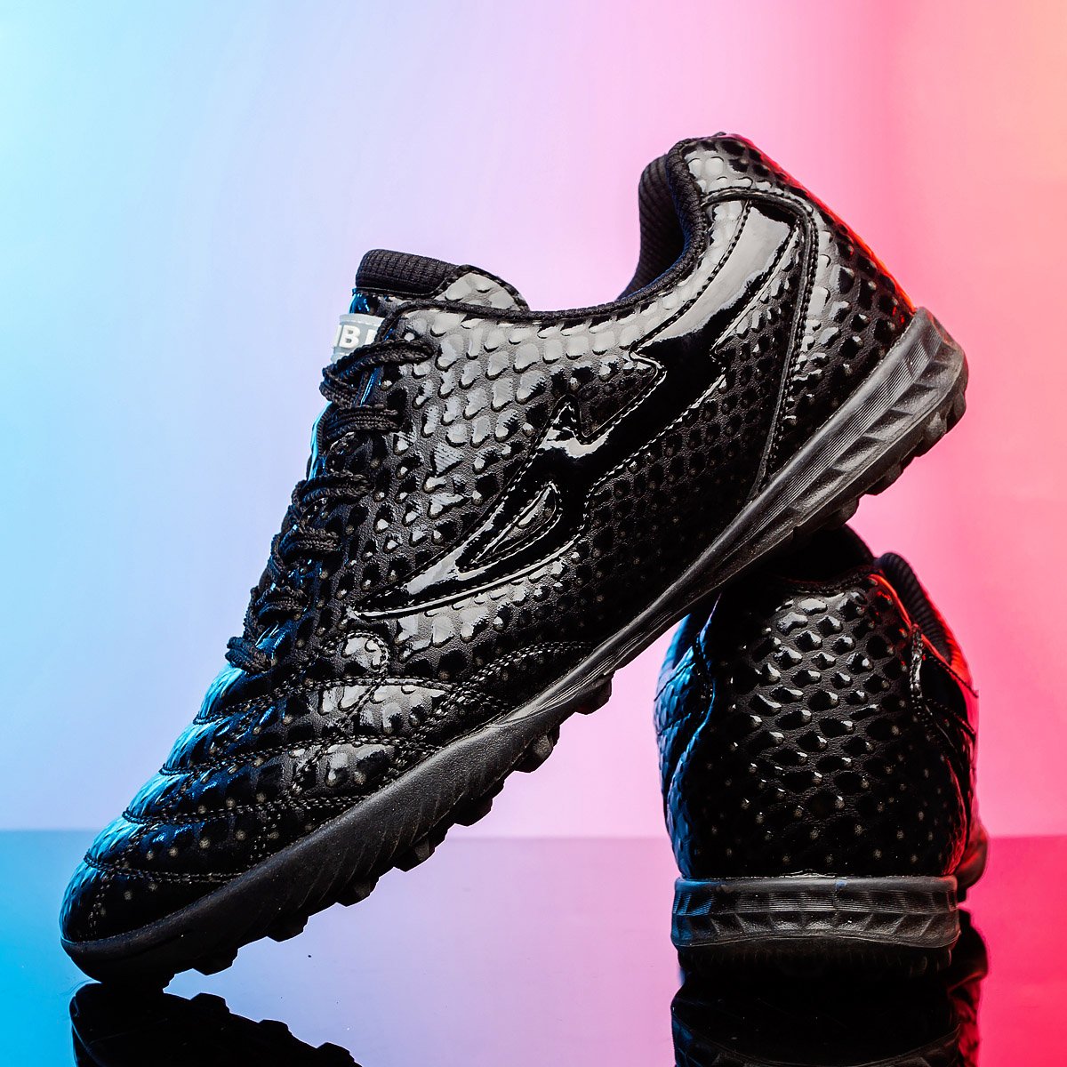 2024 New High Quality Fashion Custom Football Men anti slip sports Soccer shoes ultra light Ankle Boots