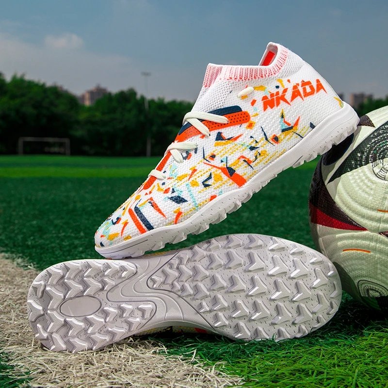 Men's TF/FG Football Boots High Top Soccer Shoes Comfortable Breathable Grass Non-Slip Training Sneakers Outdoor Footwears