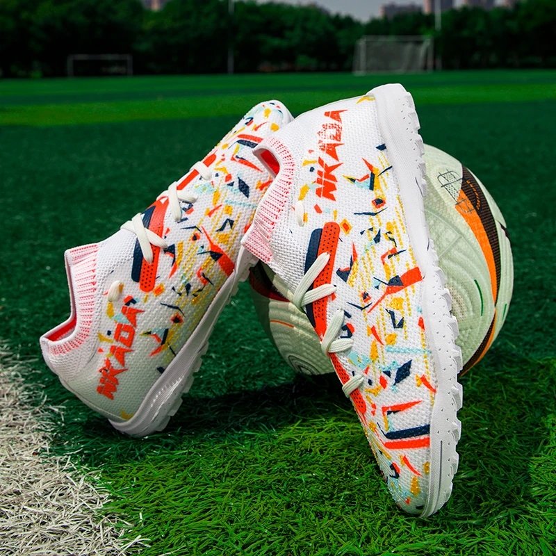 Men's TF/FG Football Boots High Top Soccer Shoes Comfortable Breathable Grass Non-Slip Training Sneakers Outdoor Footwears