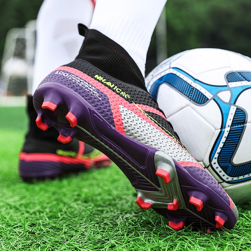 AG Custom men's football boots high top football trainers lawn five-a-side outdoor fashion white trainers FG soccer shoes