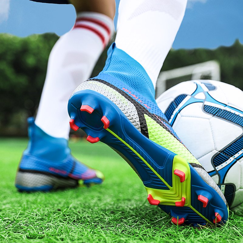 AG Custom men's football boots high top football trainers lawn five-a-side outdoor fashion white trainers FG soccer shoes