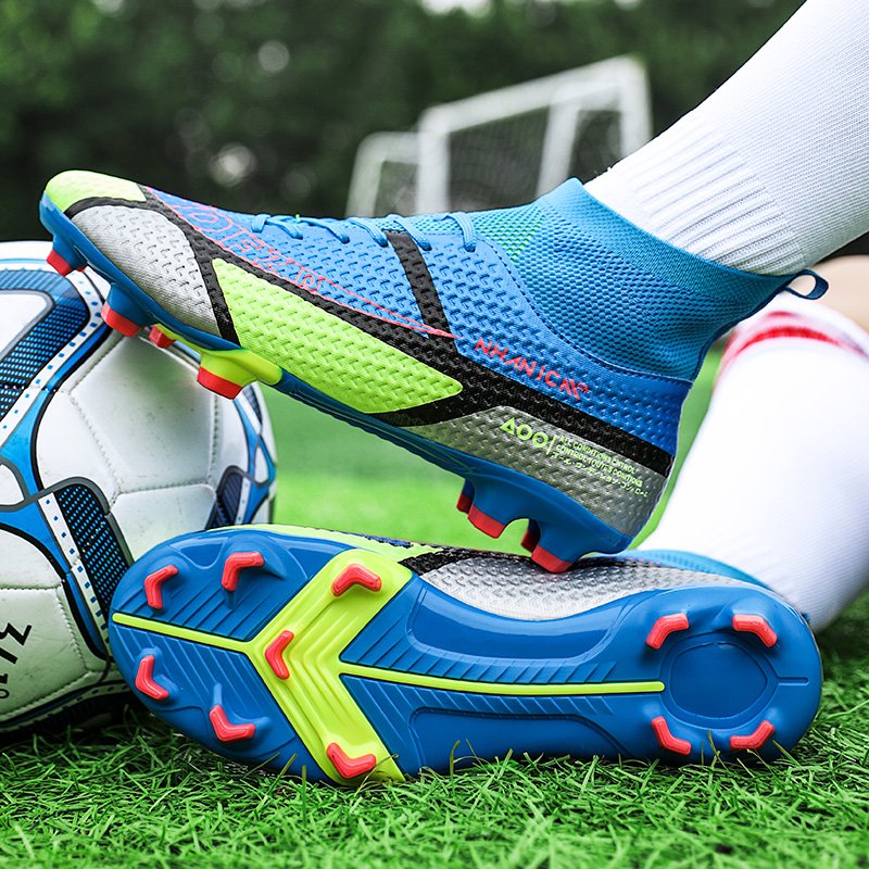 AG Custom men's football boots high top football trainers lawn five-a-side outdoor fashion white trainers FG soccer shoes