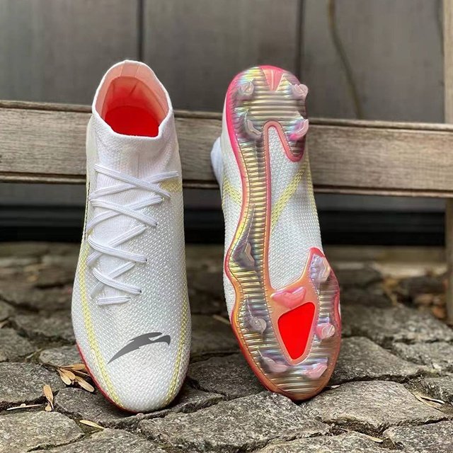 Wholesale Sport Men Shoes With Light Low Price Men Sneakers Manufacturers Running Men Shoes