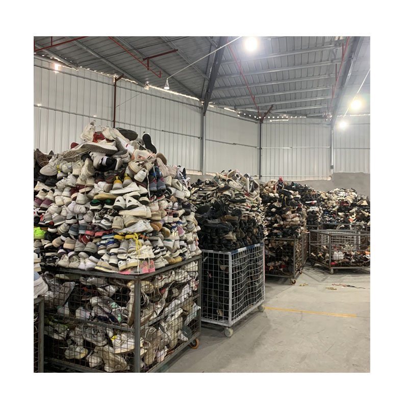 second hand branded shoes bales men sport walking sneakers badminton tennis shoes mixed used shoes wholesale