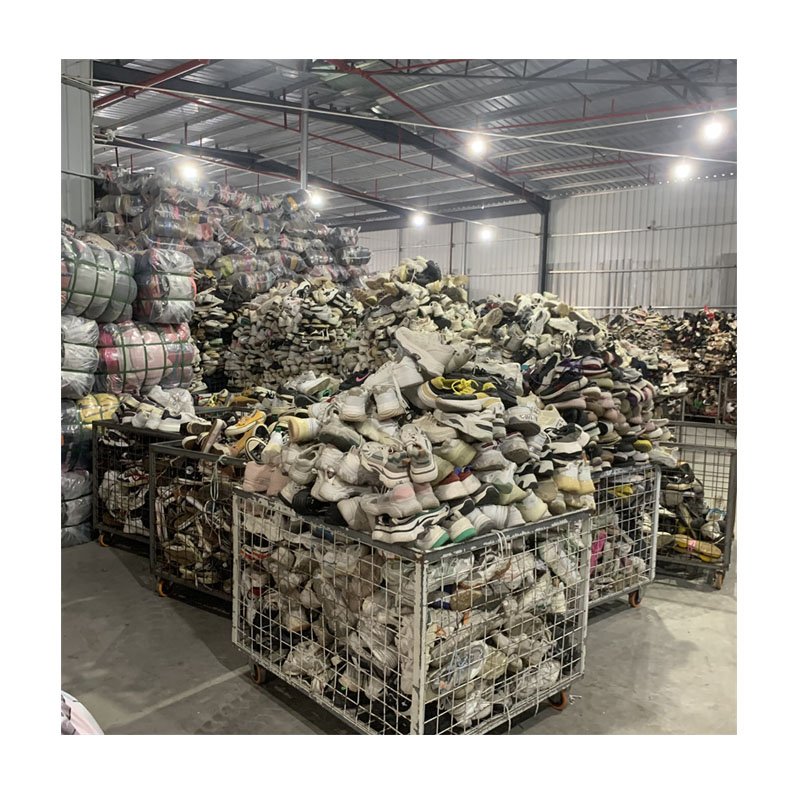 second hand branded shoes bales men sport walking sneakers badminton tennis shoes mixed used shoes wholesale